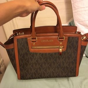 Michael kors purse NEW!!